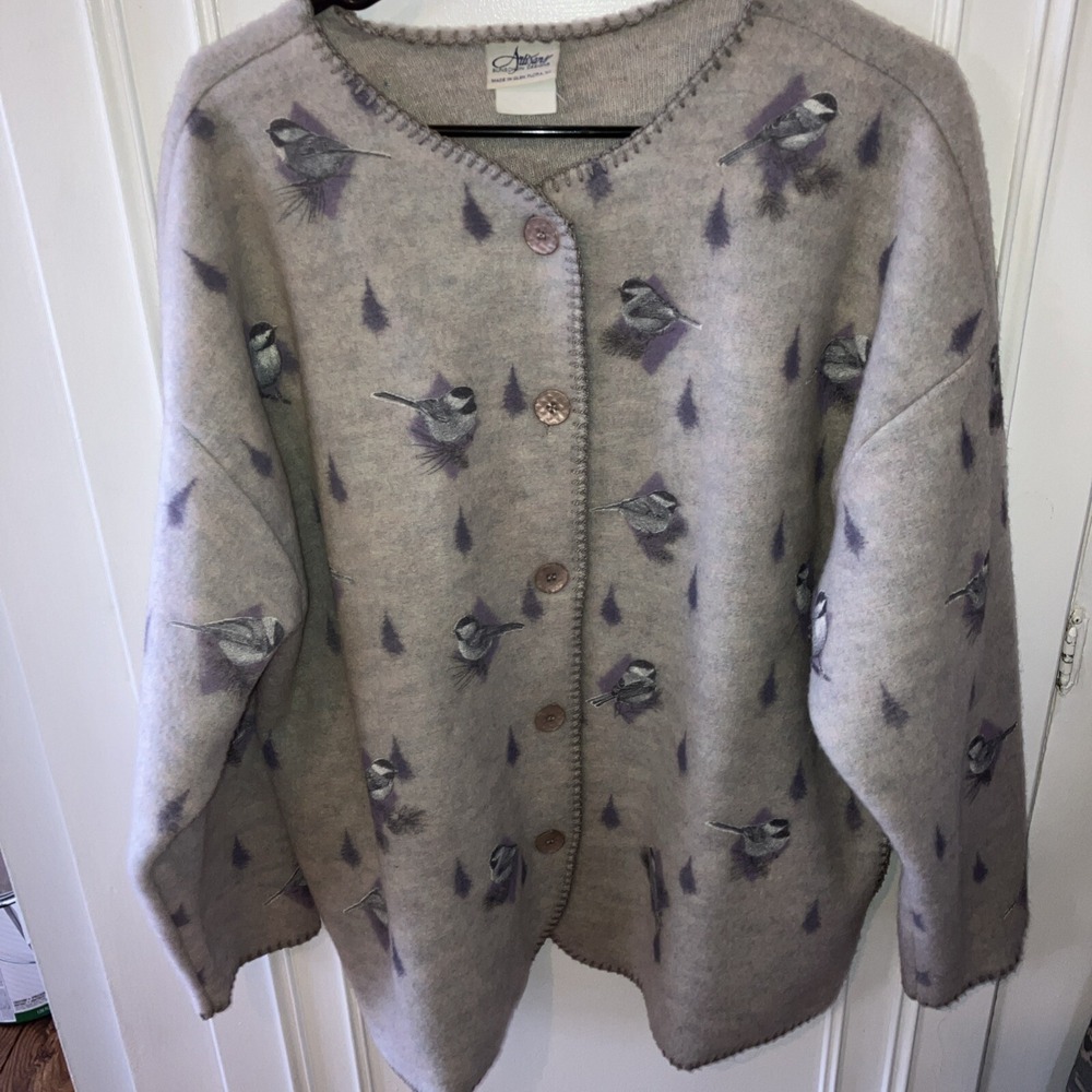 Vtg Artisans Sunschein Designs USA Button Up Cardigan Bird Design Size L Lilac
